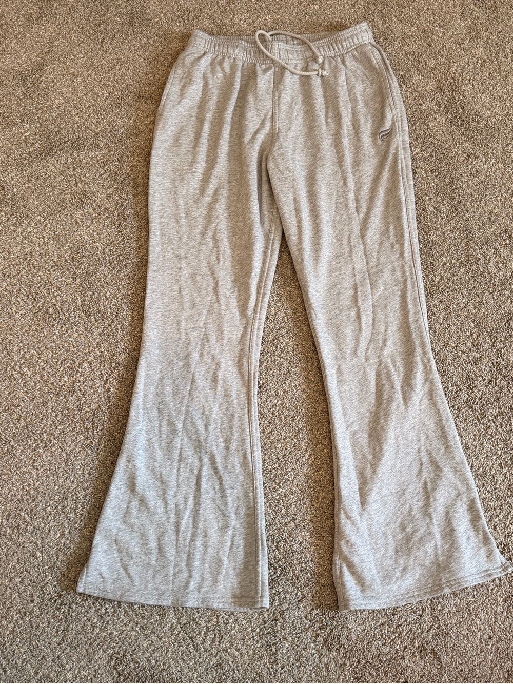 Fabletics Women’s Gray Flare Sweatpants Size Small Drawstring Lounge Pants